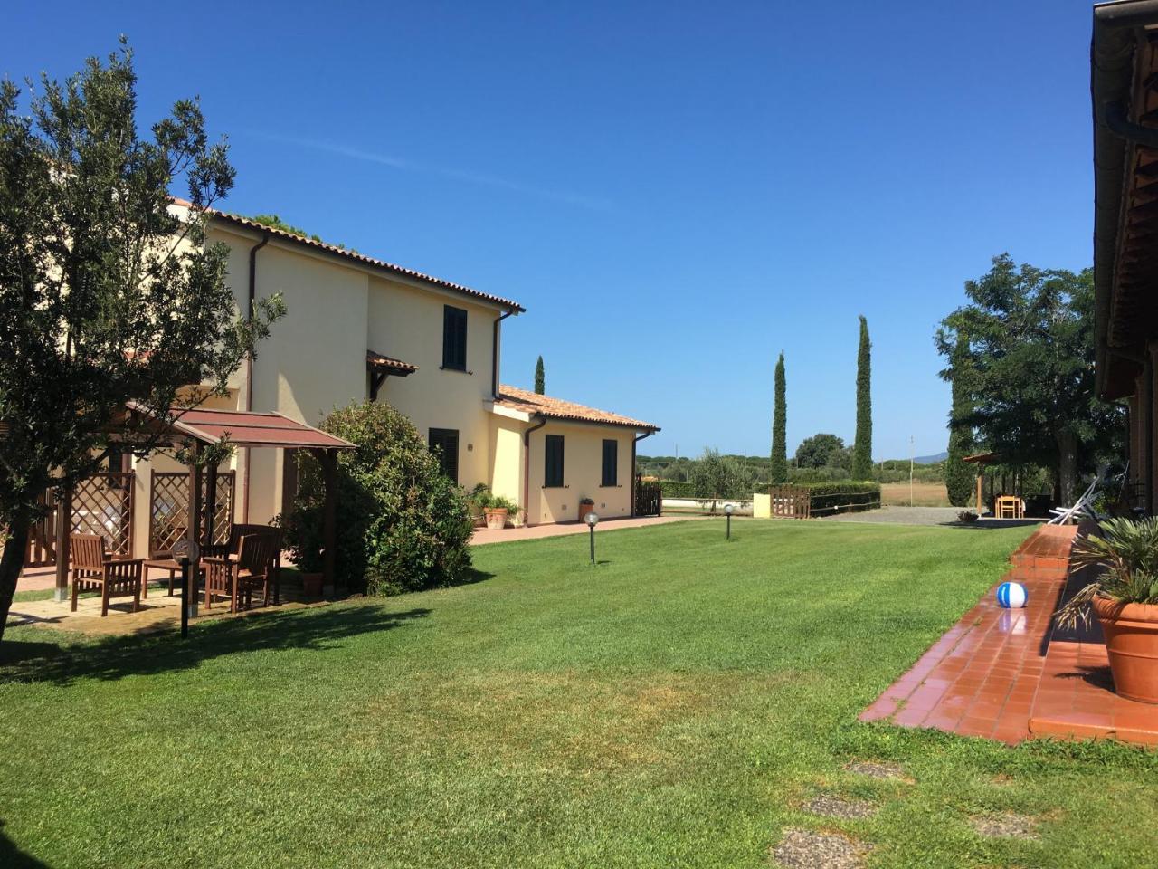 Agriturismo Beveraggio Appartamenti 마리나디그로세토 외부 사진